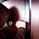 hearing knocking on the door spiritual meaning